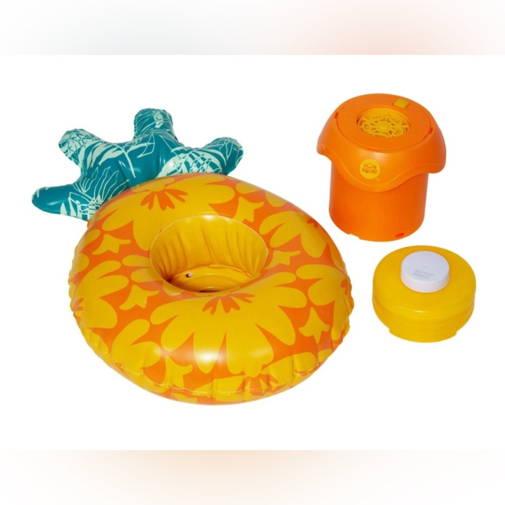 New Sun Squad Inflatable Pineapple Bubble Maker Machine